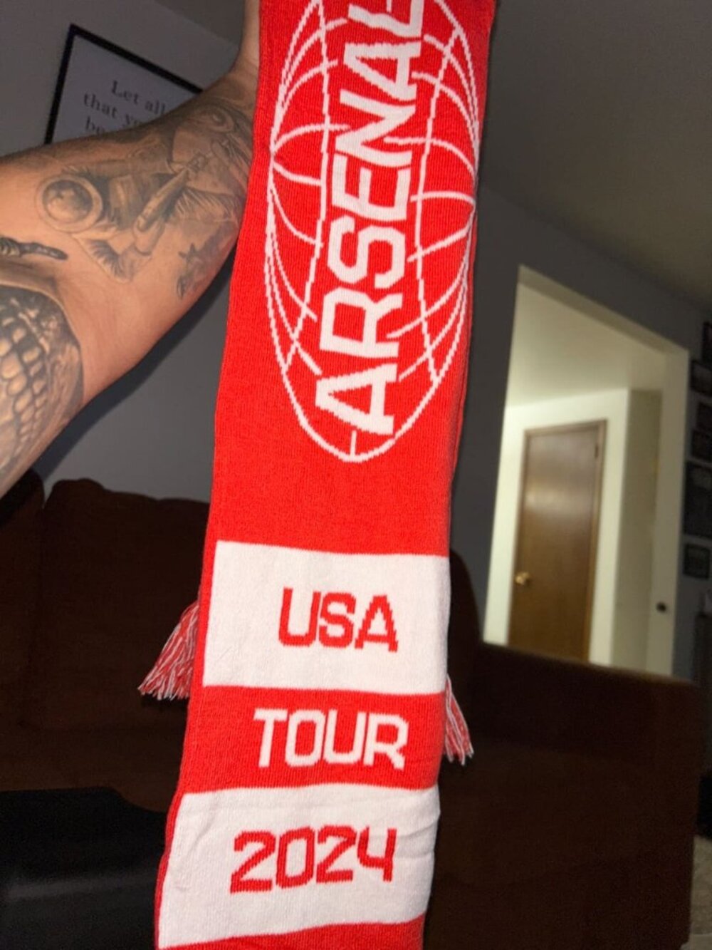 Arsenal USA Tour 2024 Globe Logo Scarf Red / White Size One Size Brand New